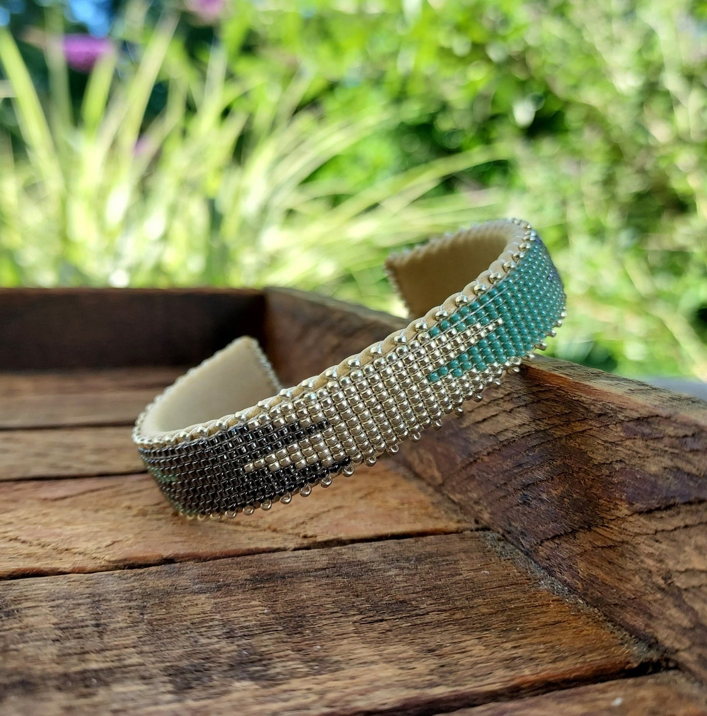 Etkie Bracelet - Tess Glass Cuff Small